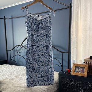 SHEIN Blue Floral Midi Dress